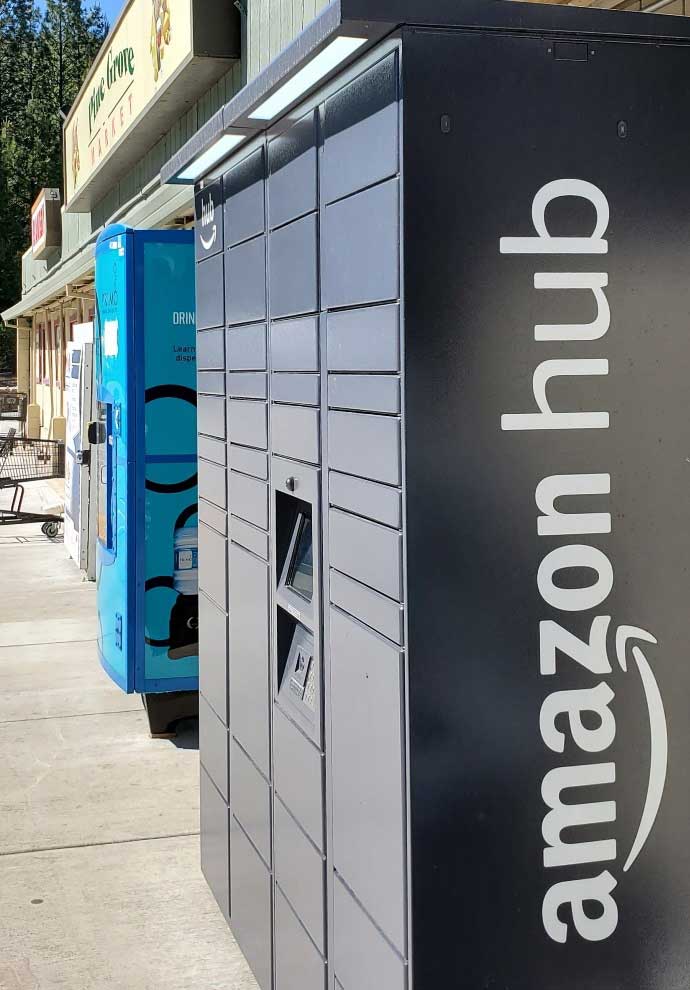 nearby Amazon lockers